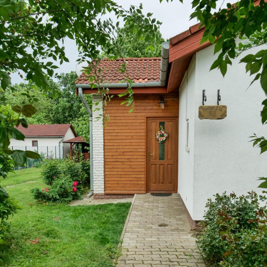 Cseresznyes Apartman Berekfürdő Екстериор снимка